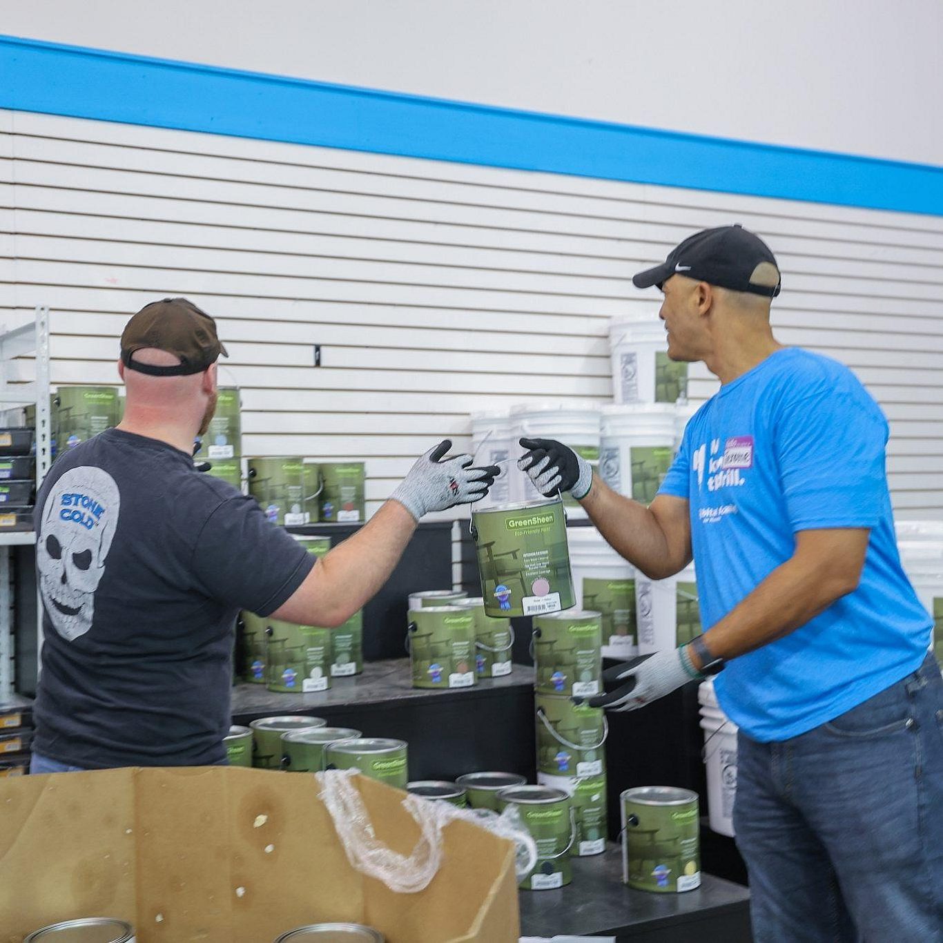 Habitat Blue Hats Re Store Volunteer Leaders