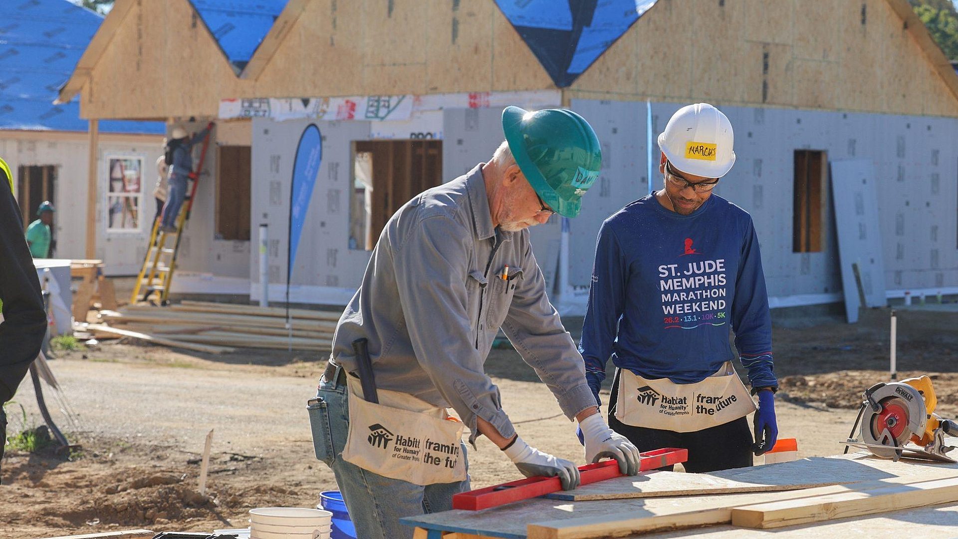 Habitat Volunteer Leaders Build Site