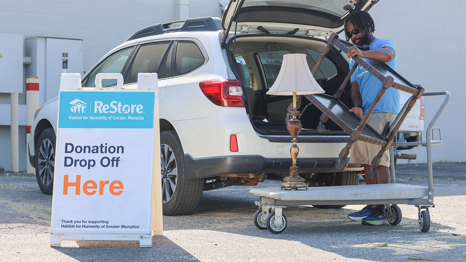 Re Store donation dropoff